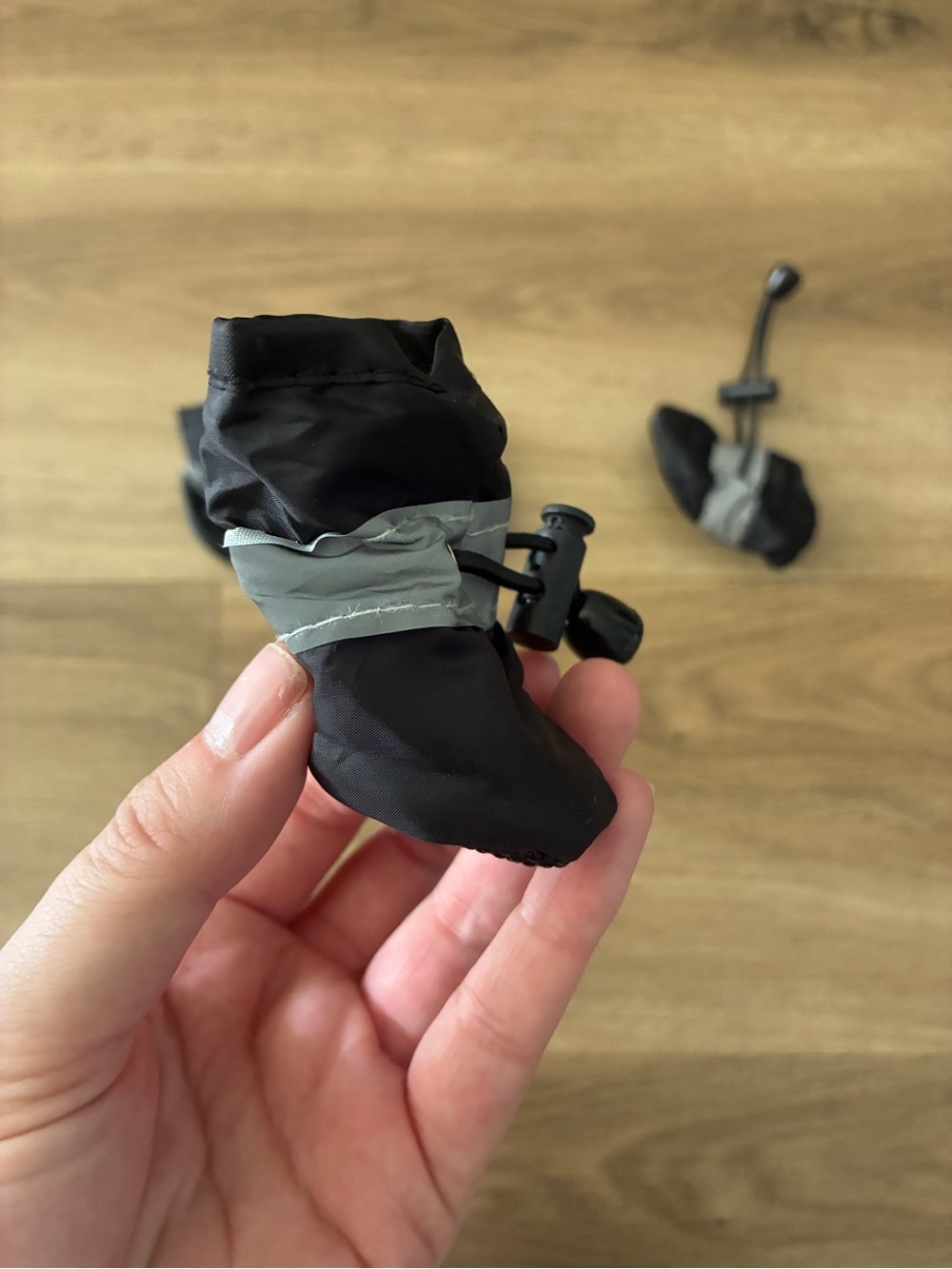 New Waterproof Anti-Slip Dog Boots Shoes Set of 4 Black